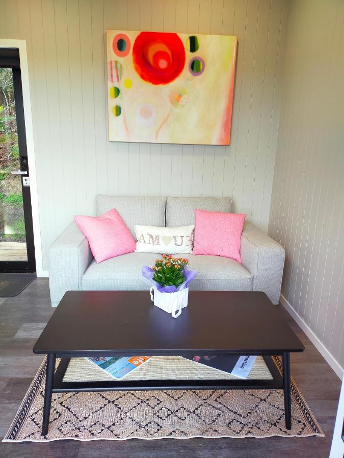 Secluded, Private Rural Retreat Mins From Warkworth -"Avondale" Minihouse 빌라 외부 사진